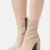 Furla Bottines - Marshmallow -Next Soldes e9667b1ae6fe472dac972a7189e1bf38