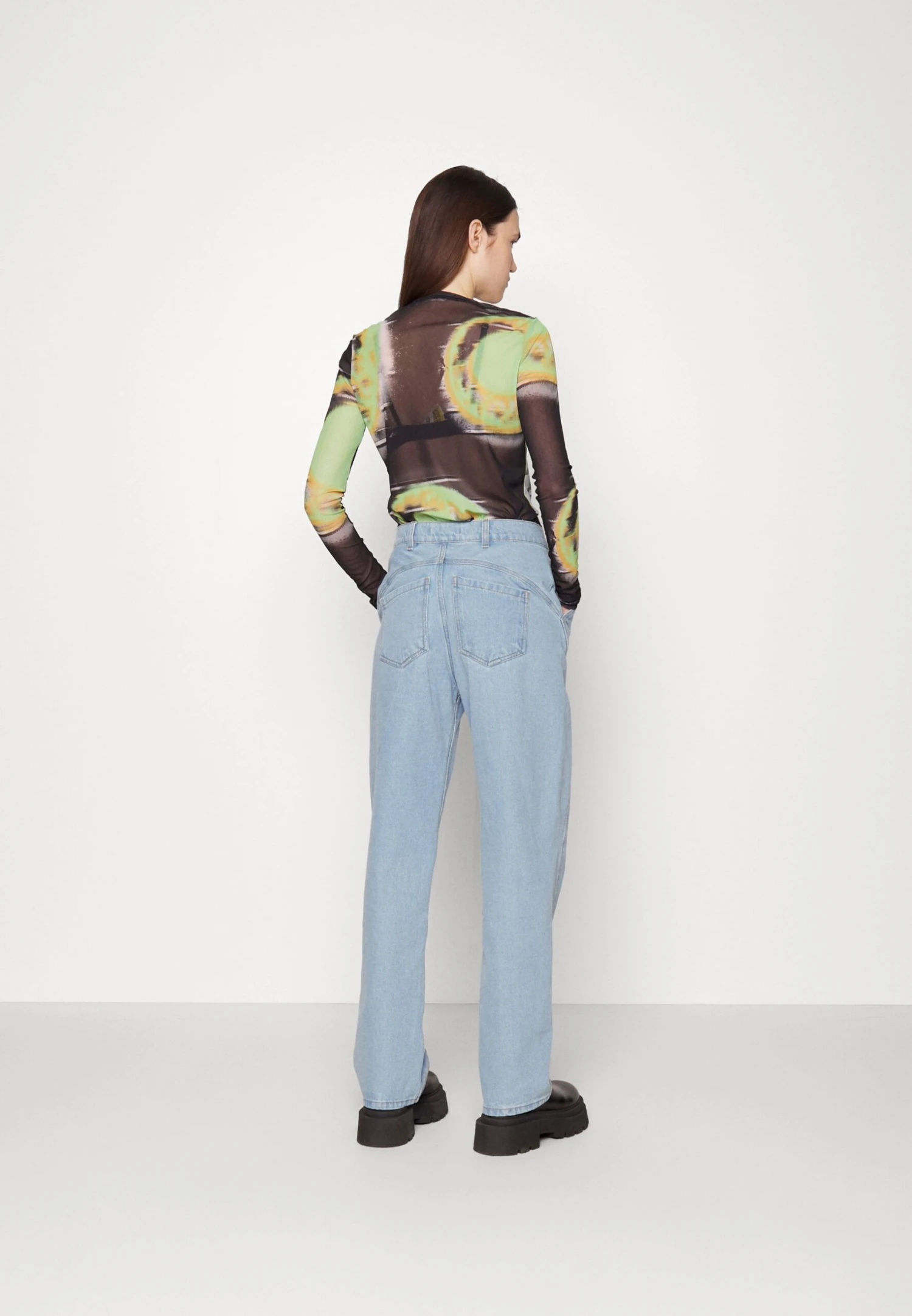 Henrik Vibskov Pants - Jean Droit - Light Indigo Denim 5 Henrik Vibskov Pants - Jean Droit - Light Indigo Denim – Image 3