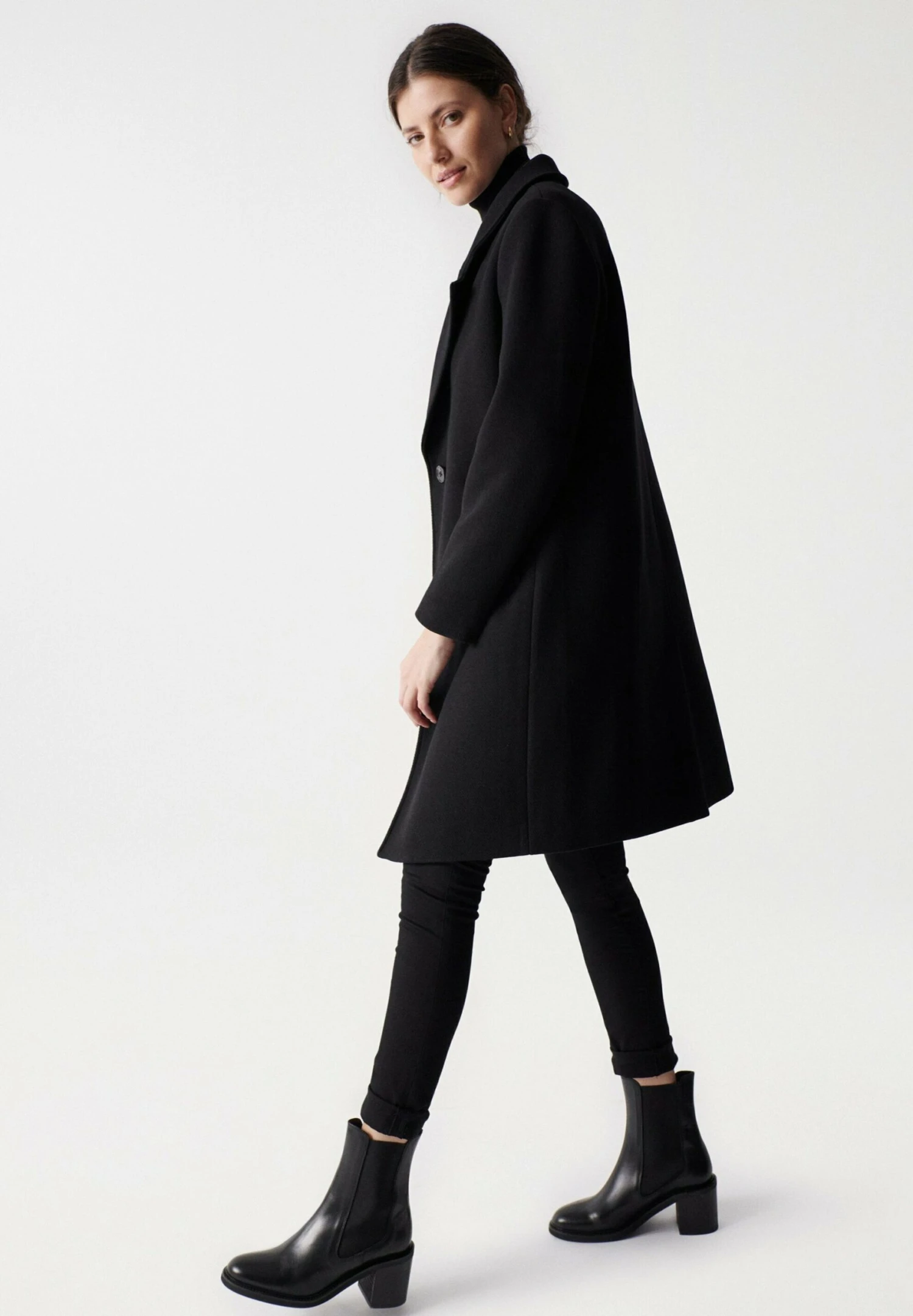 Lisboa - Manteau Classique - Black 4 Lisboa - Manteau Classique - Black – Image 2