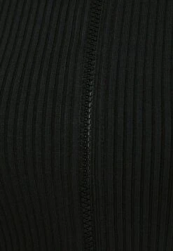 BERSHKA Gilet - Grey 13 BERSHKA Gilet - Grey -Next Soldes f91e4ba77c6349bca8199ee018aec71e