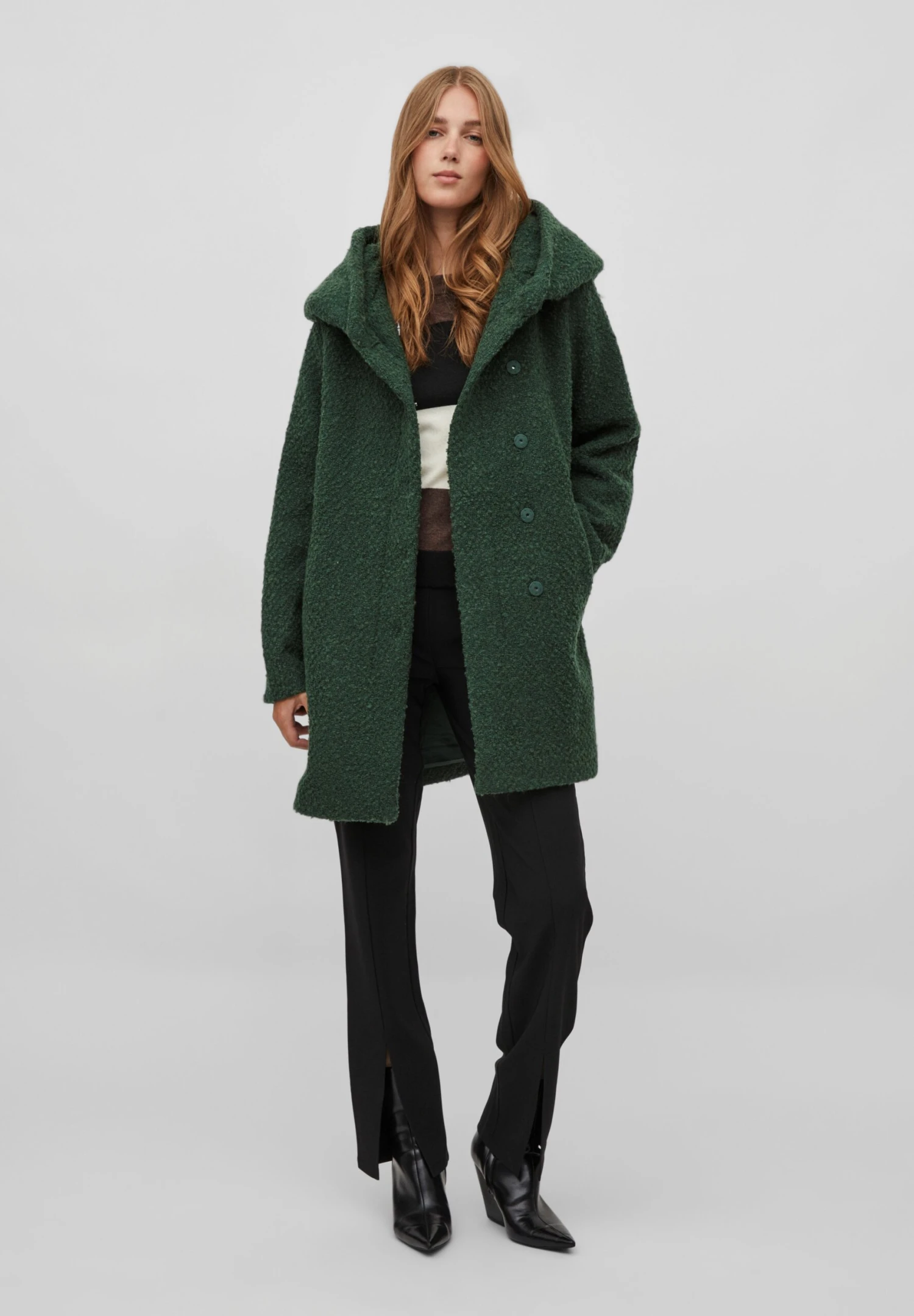 Vila Manteau Court - Pineneedle 3 Vila Manteau Court - Pineneedle