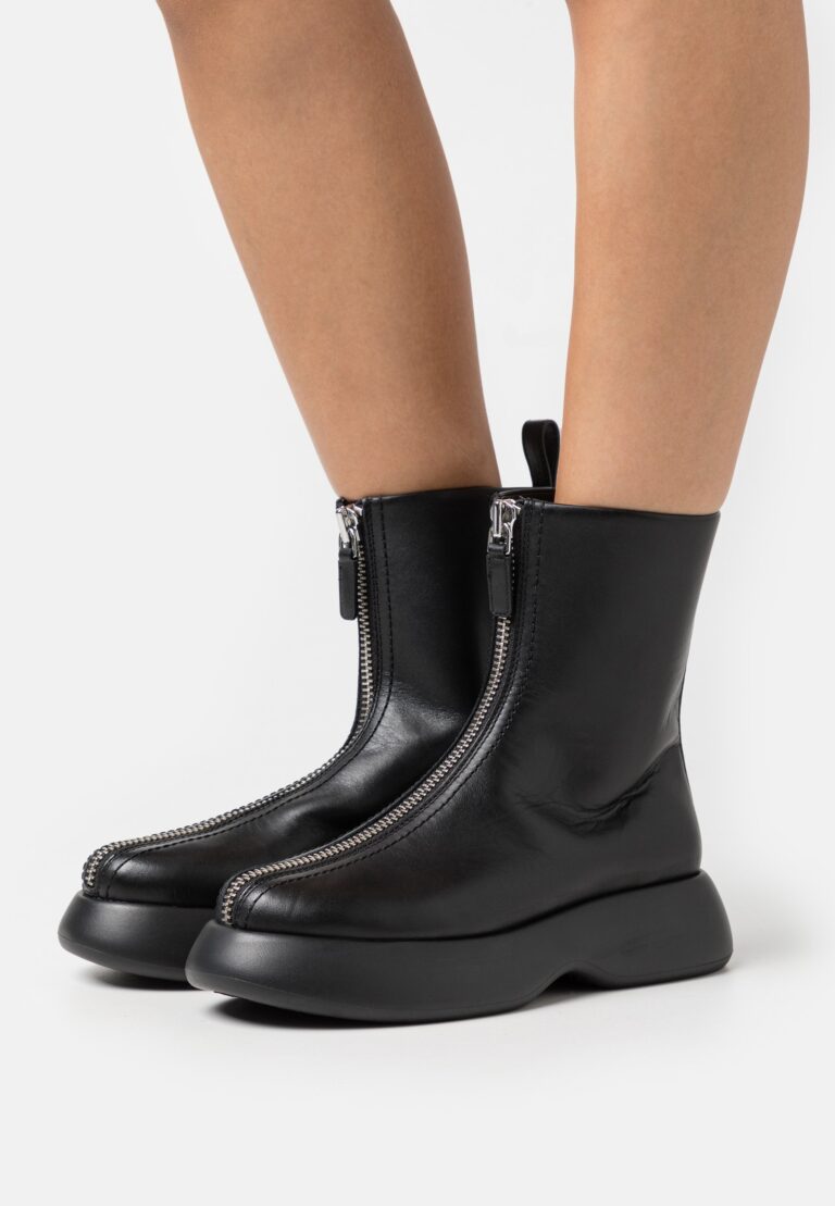 Devant -Next Soldes d698c7c4007c4ee2b68dad0abb9fd3c6 768x1109 1